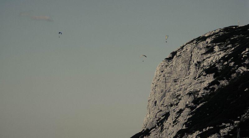 Gleitschirmflieger am Krippenstein