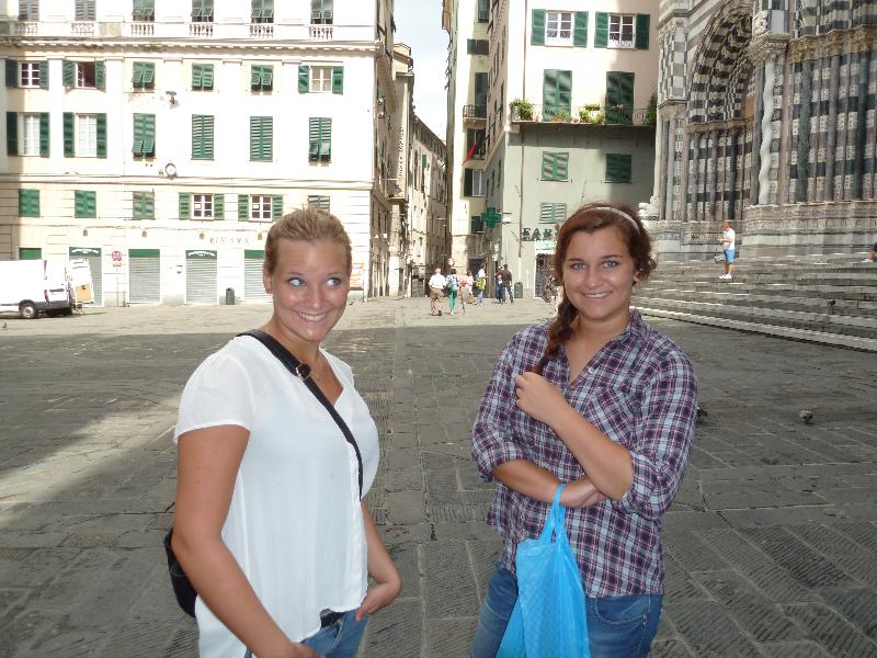 vor der Kathedrale von Genua