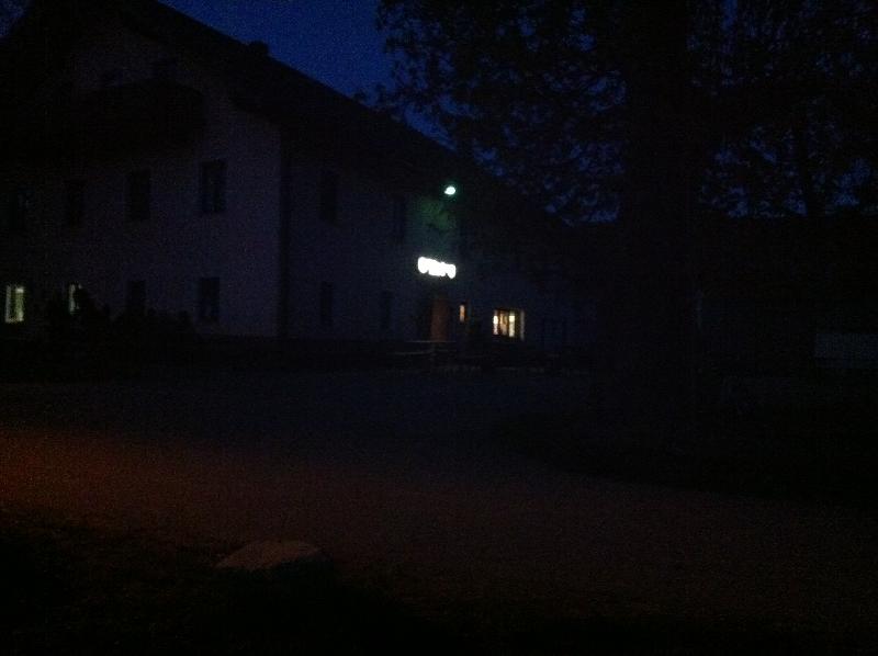 der Hhenwirt bei Nacht