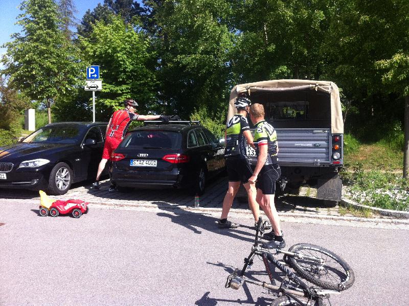 am Startplatz - mit neuem Muliauto